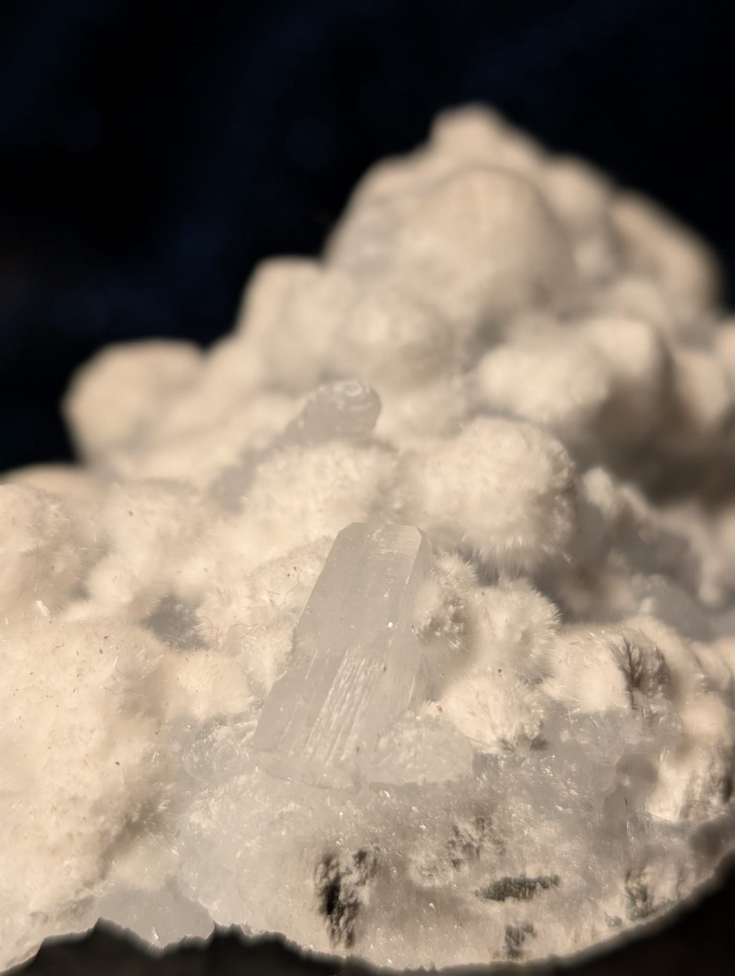 Okenit Freiform-Cluster