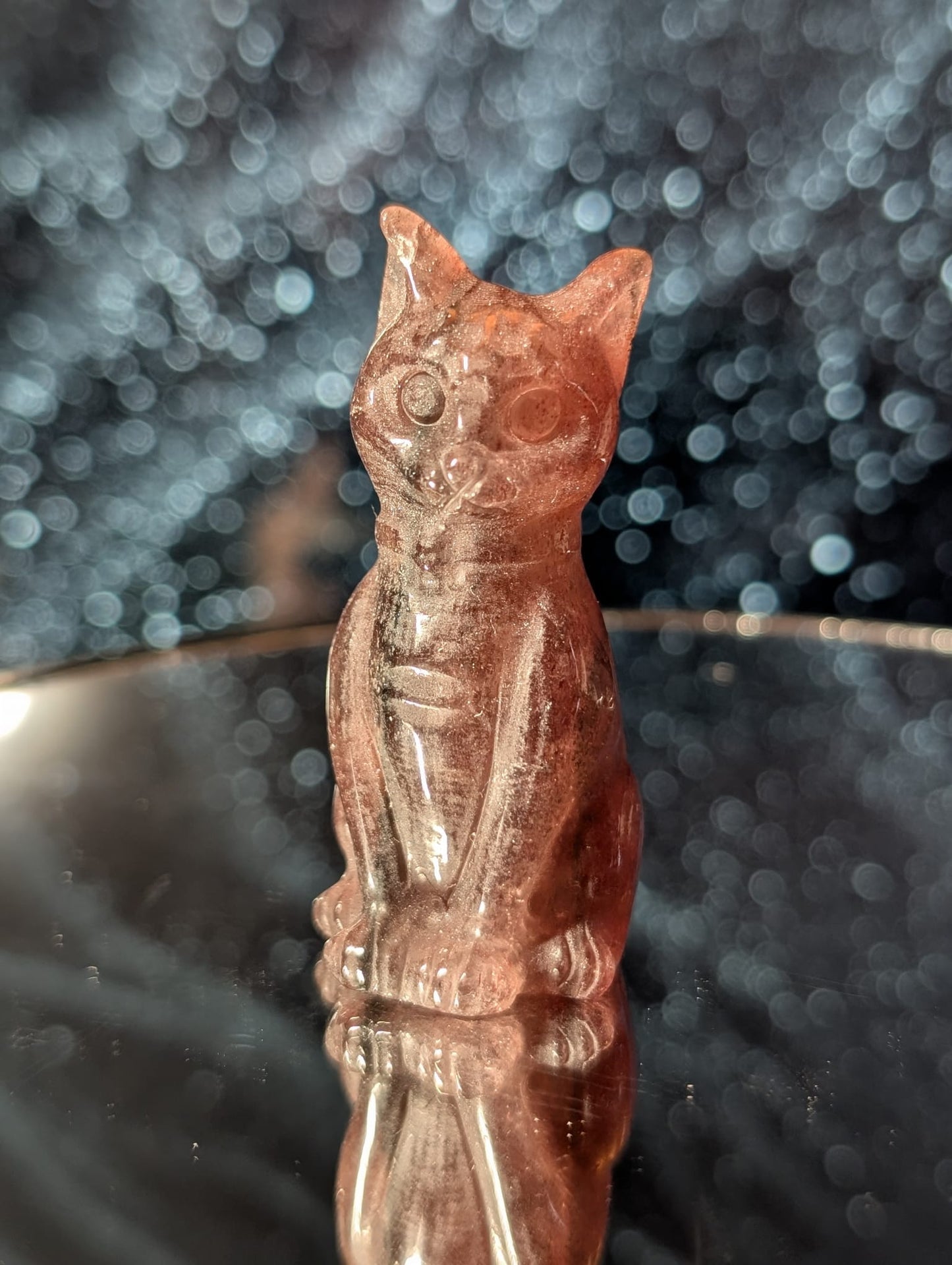 Katzenfigur aus Ocean Jaspis, Pink Opal & Erdbeerquarz