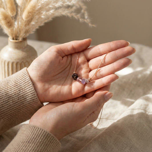 Balance- und Schutz-Kette "Quiet Shield“ - Tansanit - Amethyst - Lepidolith - Hämatit - Turmalin