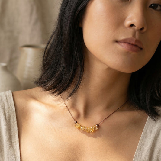 Licht- & Lebensfreude-Kette „Golden Flow“ - Citrin