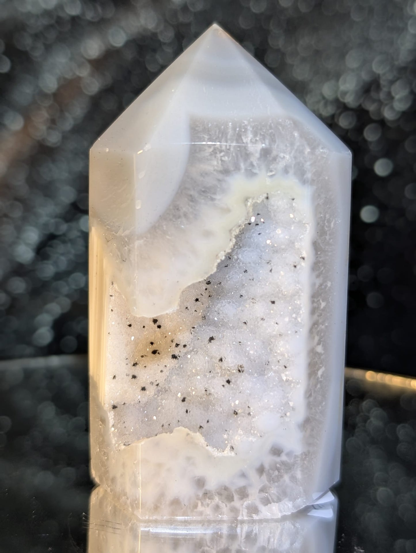 Achat Turm mit Druzy | 144g | Sanfte Klarheit & innere Ruhe