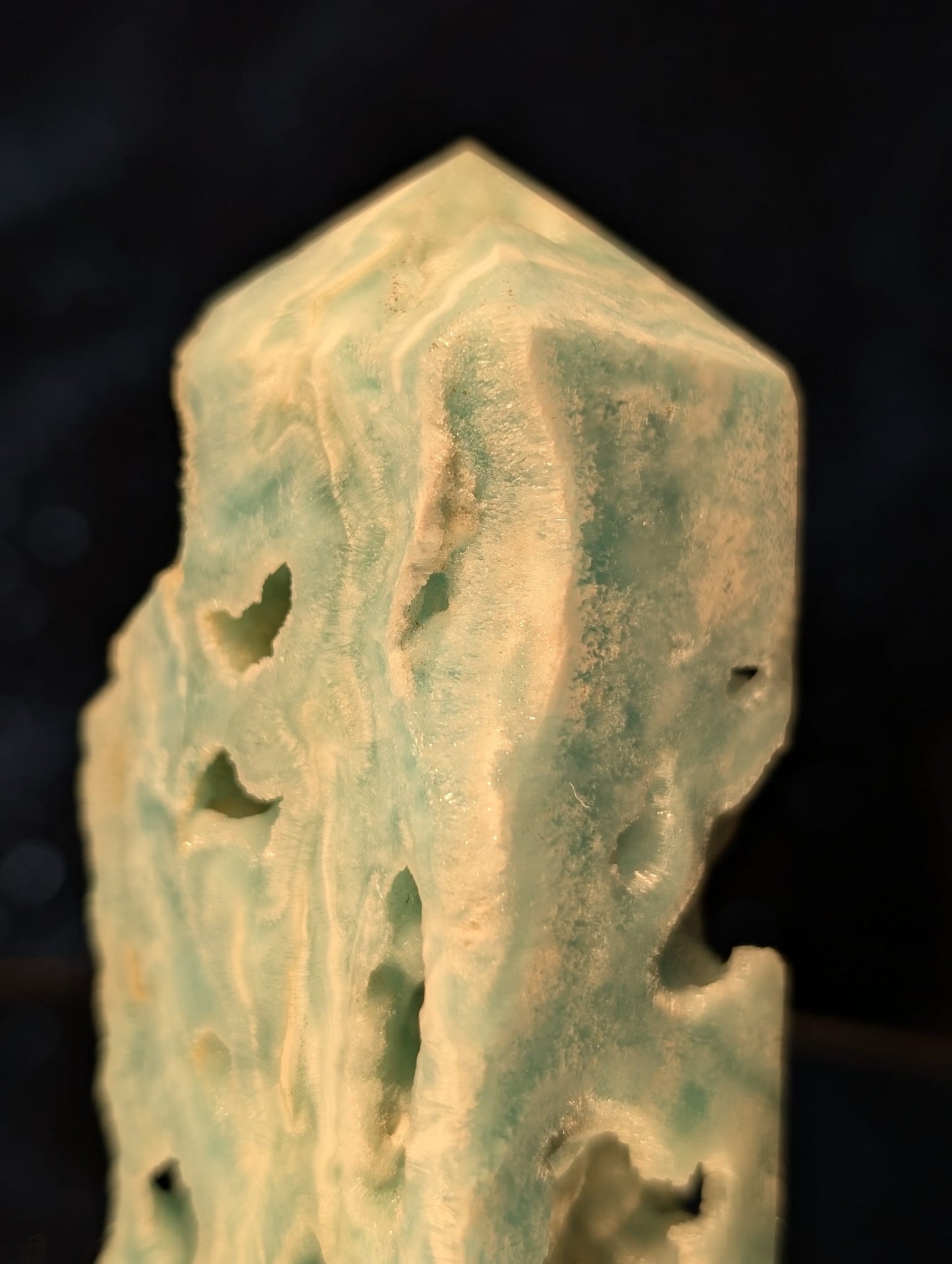 Aragonit-Turm mit Druzy