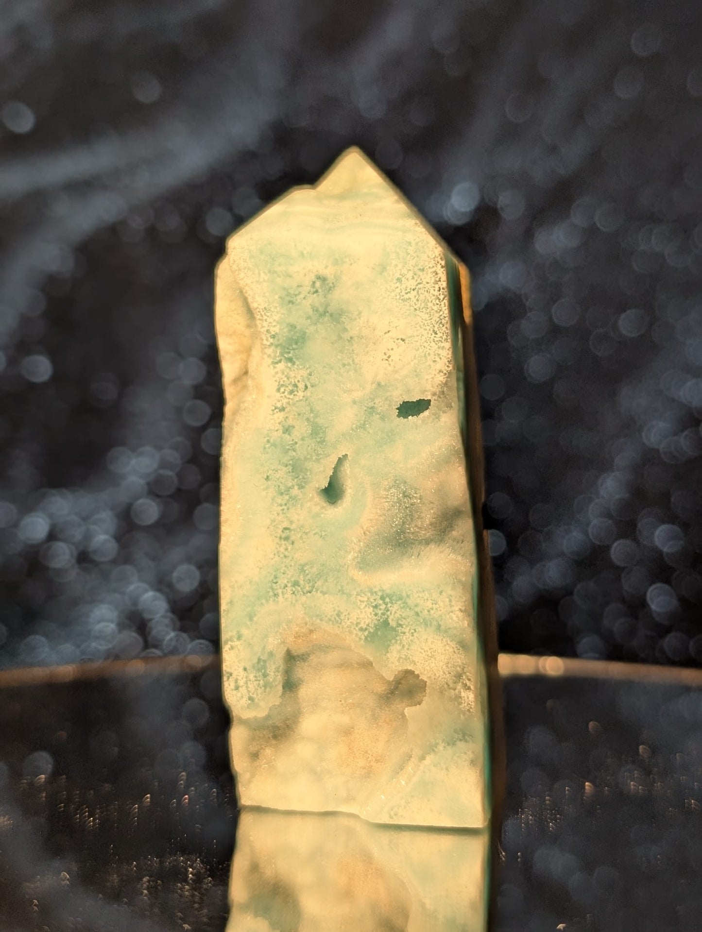 Aragonit-Turm mit Druzy