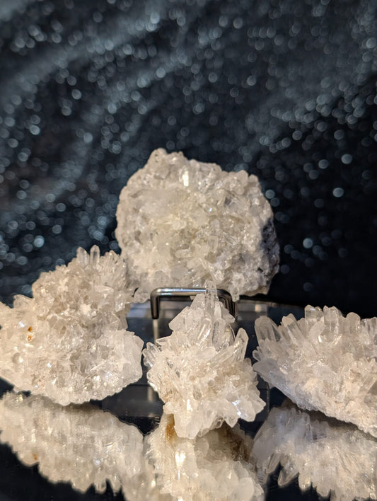 Kleine Clearquarz-Cluster (Auswahl)