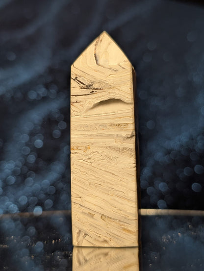 Crazy Lace Achat Turm mit Druzy