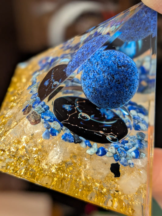 Sternzeichen Orgonit-Kristall-Pyramide - 5 cm