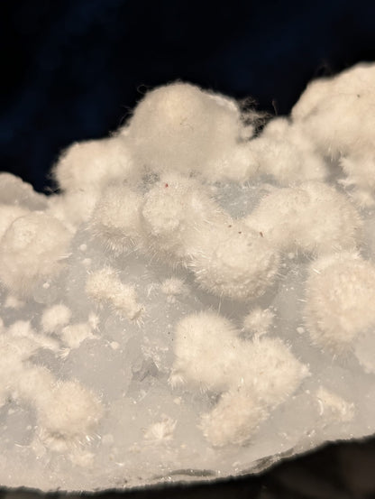 Okenit Freiform-Cluster