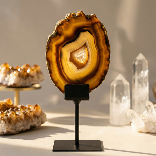 Achat Scheibe mit Stand – Wärme & kraftvolle Erdung (328 g)