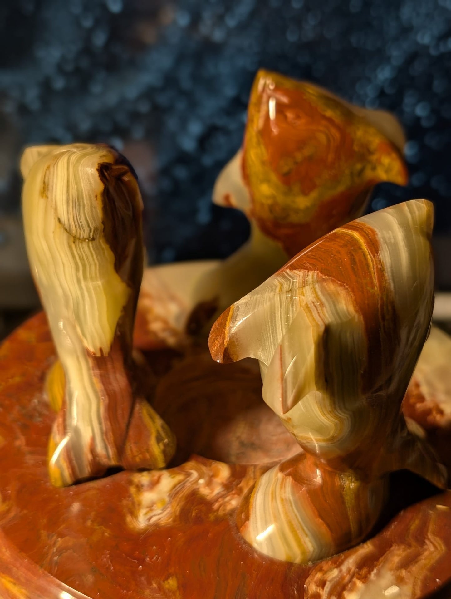 Onyx-Teelicht – Handgeschnitzte Delfine mit Schale