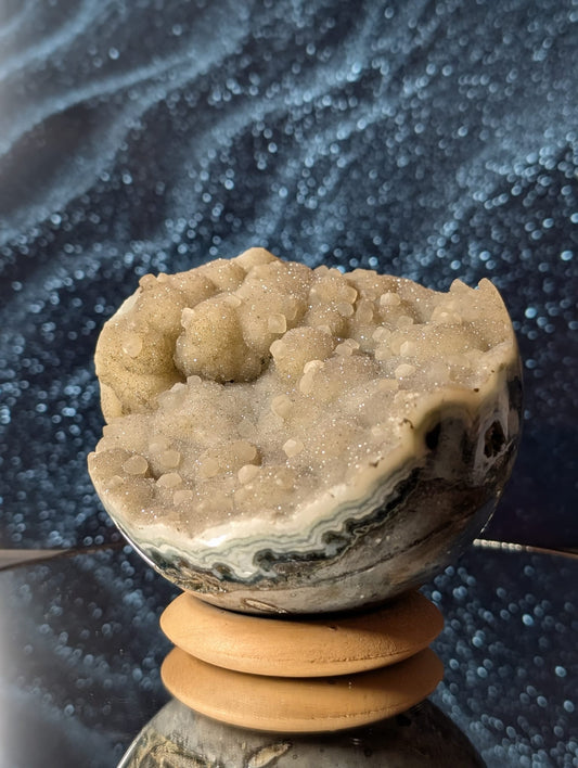 Amethyst-Sphäre XL mit Druzy-Glitzer (11 cm)